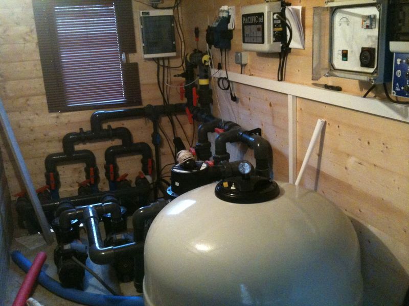 Construction d'une piscine traditionnelle haut de gamme à Perrex dans l'ain